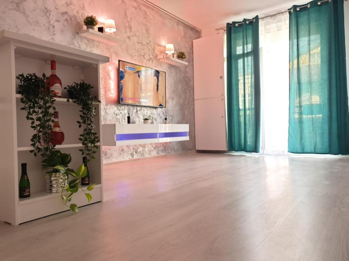 Delux Studio Mamaia Nord Năvodari Exterior foto